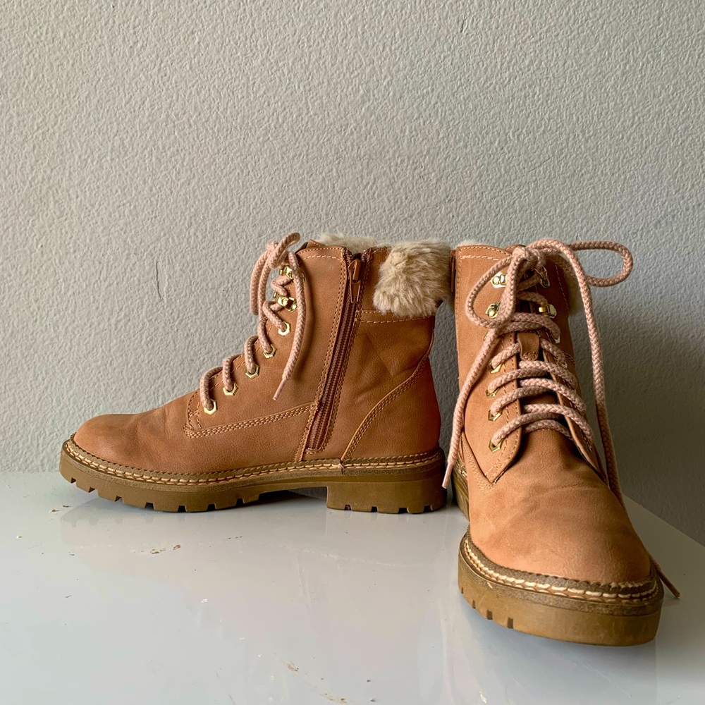 STEVE MADDEN boots womens 7.5